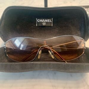 Authentic CHANEL Interlocking CC logo shield sunglasses